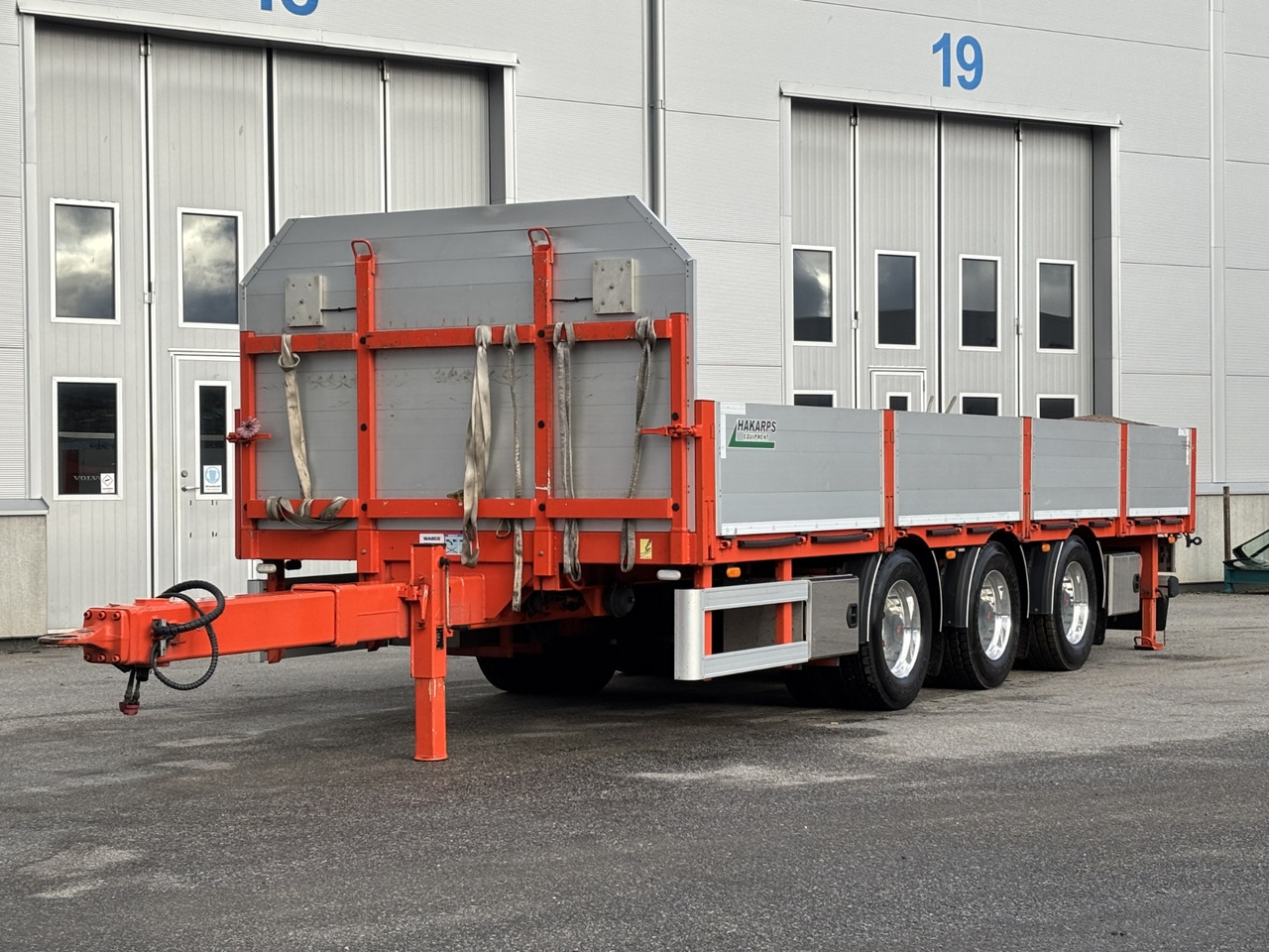 Lastbilssläp Konar JG9 -2024 | Nybesiktigad - آليات: صورة 1 Lastbilssläp Konar JG9 -2024 | Nybesiktigad - آليات: صورة 1