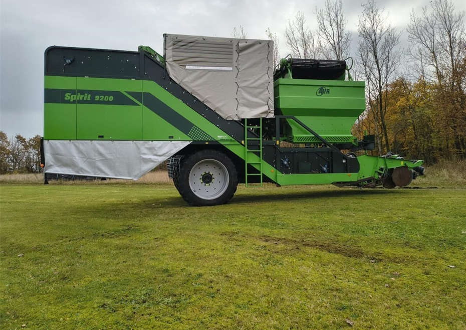 AVR Spirit 9200CR - حصادة البطاطس: صورة 1 AVR Spirit 9200CR - حصادة البطاطس: صورة 1