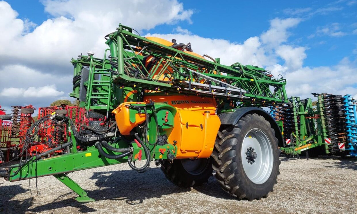 Amazone UX 6200 Super 36-24m med GPS - بخاخ مقطورة: صورة 2 Amazone UX 6200 Super 36-24m med GPS - بخاخ مقطورة: صورة 2