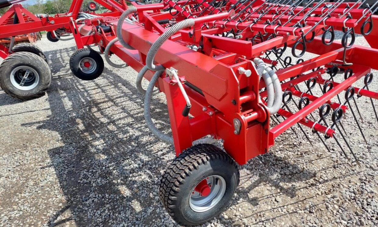 زحافة CMN Flex-Weeder 18m med frøudstyr: صورة 17
