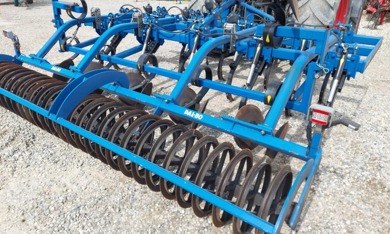 Dalbo Trimax 410 - زحافة: صورة 2 Dalbo Trimax 410 - زحافة: صورة 2