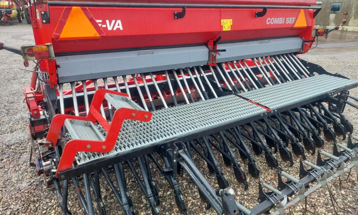 HE-VA Combi-Seeder 4m - آلة البذار متعددة الوظائف: صورة 4 HE-VA Combi-Seeder 4m - آلة البذار متعددة الوظائف: صورة 4