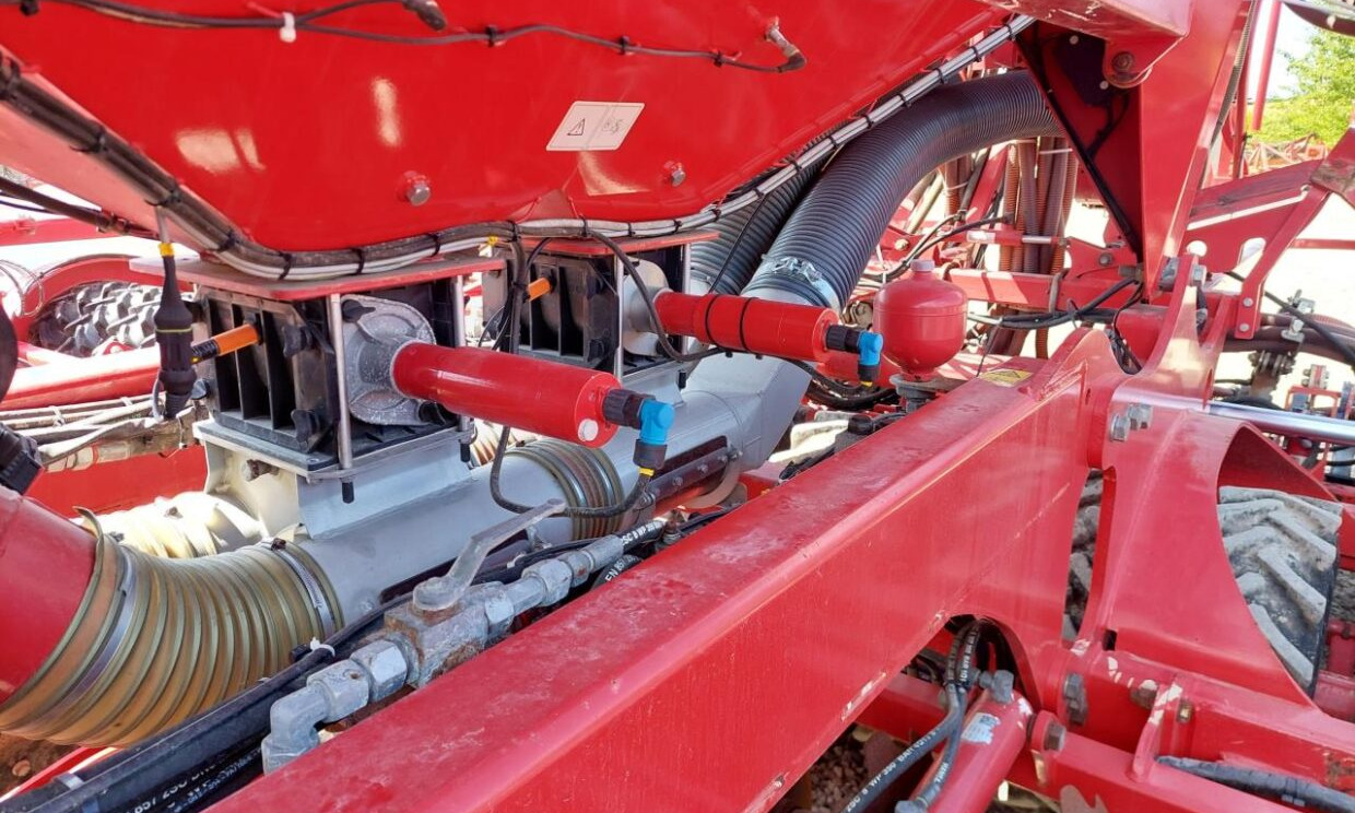 آلة البذر Horsch Pronto 8 DC GnF med DouDrill: صورة 9