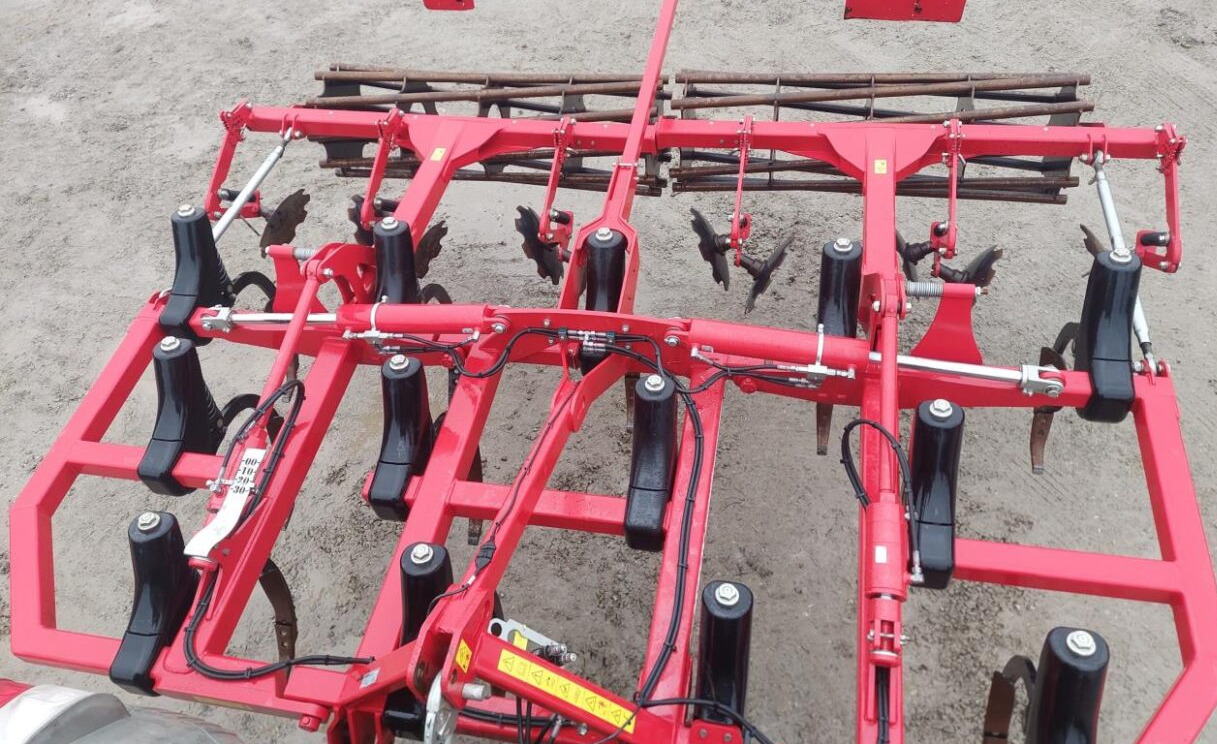 Horsch Terrano 4 FX - المحراث: صورة 1 Horsch Terrano 4 FX - المحراث: صورة 1