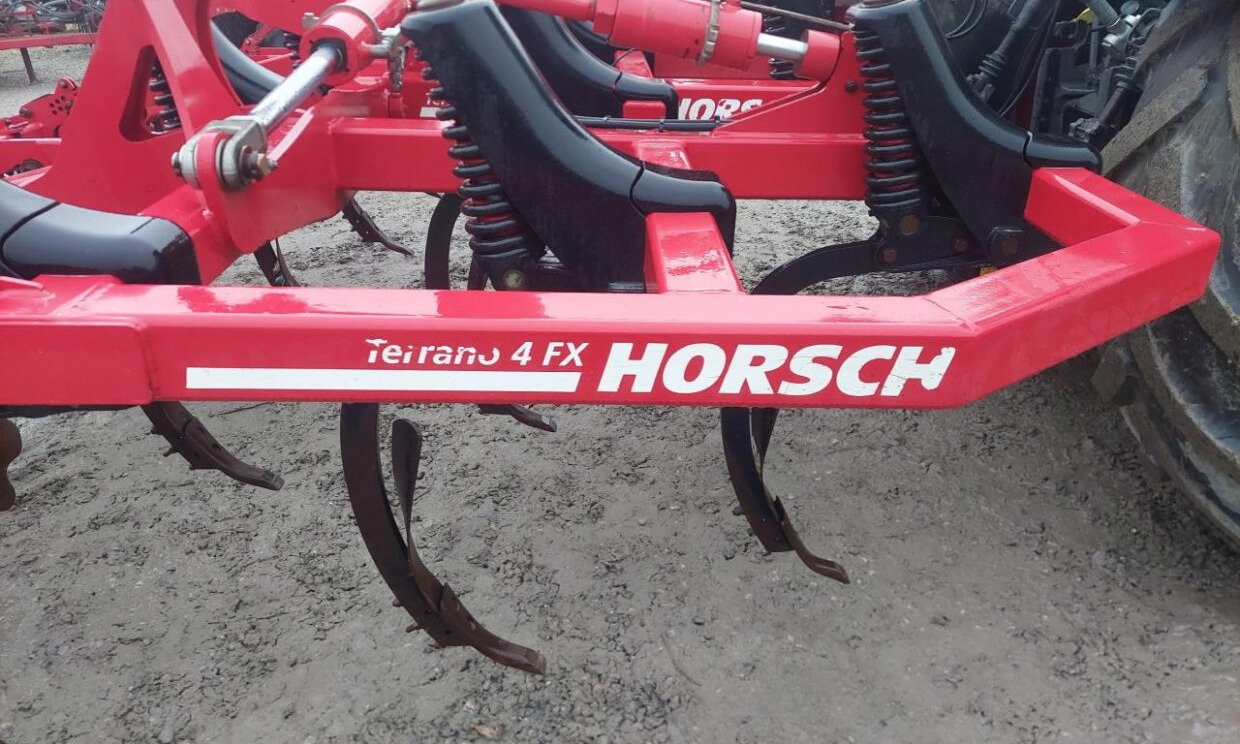 Horsch Terrano 4 FX - زحافة: صورة 4 Horsch Terrano 4 FX - زحافة: صورة 4