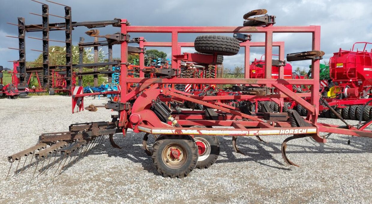 Horsch Terrano 6 FG - زحافة: صورة 4 Horsch Terrano 6 FG - زحافة: صورة 4