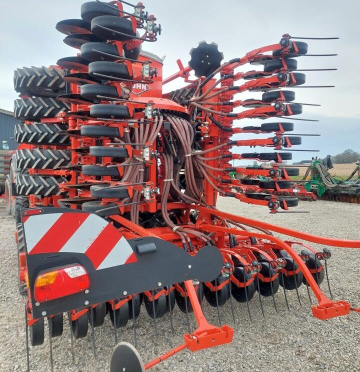 Kuhn Espro 6000 RC "Mix" Vistaflow - آلة البذر: صورة 3 Kuhn Espro 6000 RC "Mix" Vistaflow - آلة البذر: صورة 3
