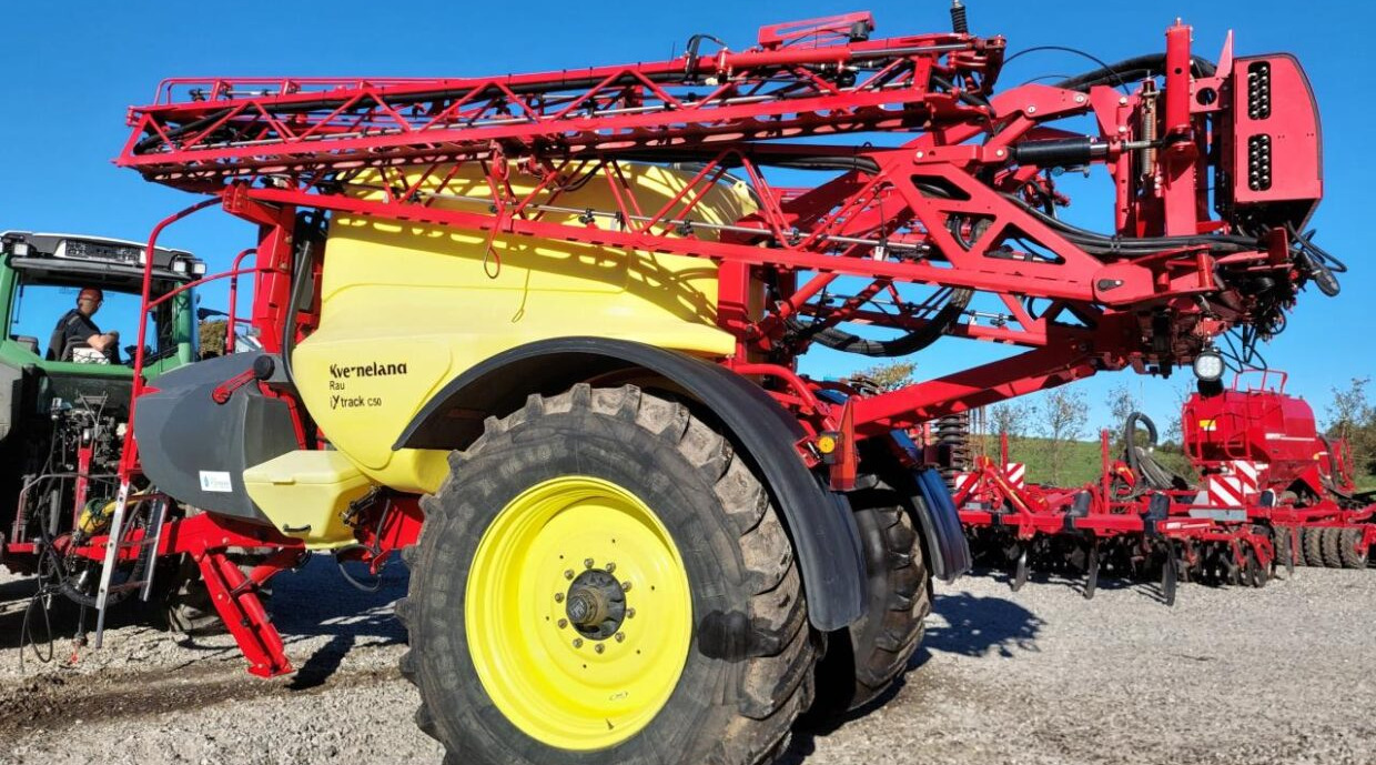 Kverneland Ixtrack C50 - 30 m - بخاخ مقطورة: صورة 3 Kverneland Ixtrack C50 - 30 m - بخاخ مقطورة: صورة 3