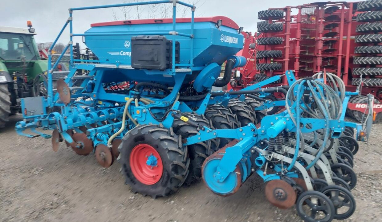 آلة البذر Lemken COMPACT-SOLITAIR 9/400 HD: صورة 6 آلة البذر Lemken COMPACT-SOLITAIR 9/400 HD: صورة 6
