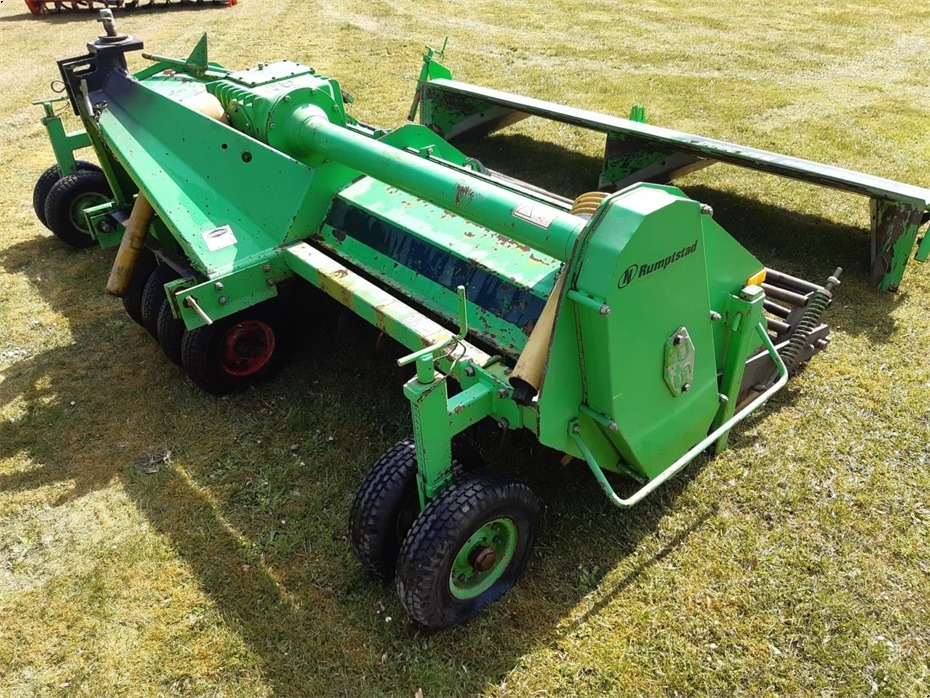 Rumptstad
RSF 2000 - محراث الدوار: صورة 1 Rumptstad
RSF 2000 - محراث الدوار: صورة 1