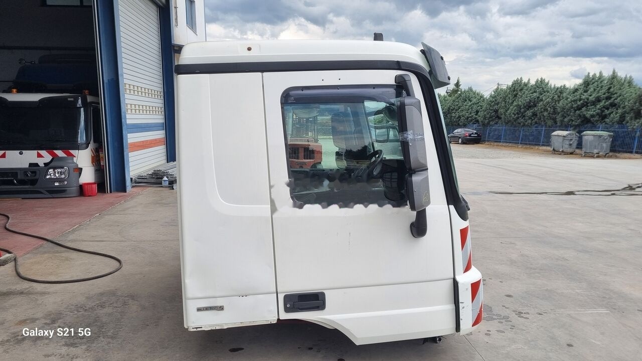 Mercedes-Benz CAB MERCEDES ACTROS MP 3 MEDIUM Mercedes-Benz ACTROS MP3 - كابينة - شاحنة: صورة 2 Mercedes-Benz CAB MERCEDES ACTROS MP 3 MEDIUM Mercedes-Benz ACTROS MP3 - كابينة - شاحنة: صورة 2