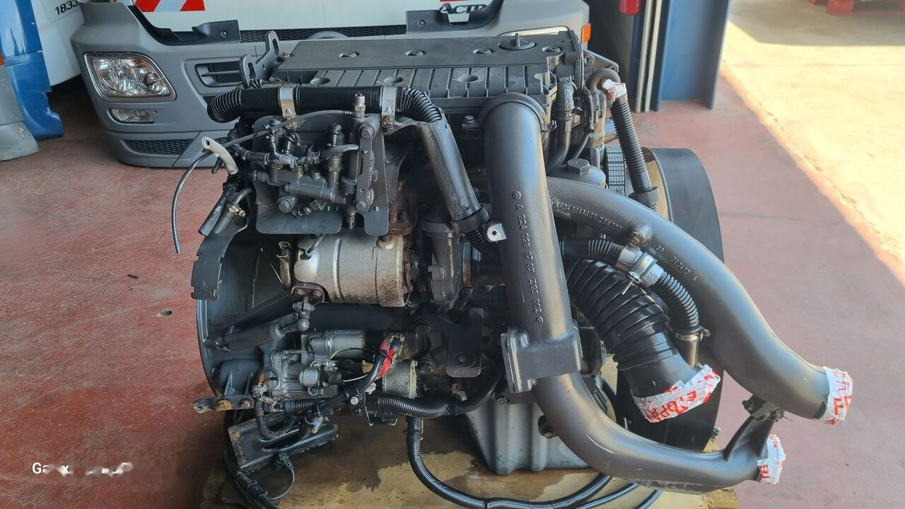 محرك - شاحنة Mercedes-Benz MOTOR OM 924 LA EURO 5 OM 924 930   Mercedes-Benz ATEGO: صورة 6