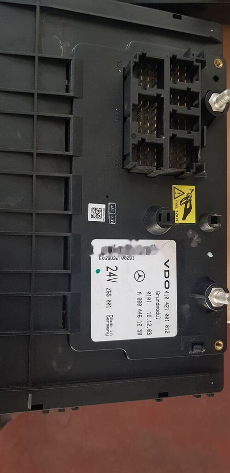 Mercedes-Benz instrumend panel Mercedes-Benz ACTROS MP2 - لوحة القيادة - شاحنة: صورة 3 Mercedes-Benz instrumend panel Mercedes-Benz ACTROS MP2 - لوحة القيادة - شاحنة: صورة 3