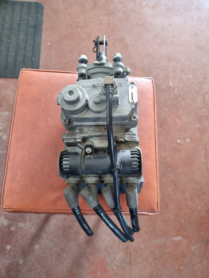 WABCO ATEGO 2 - صمام الفرامل - شاحنة: صورة 1 WABCO ATEGO 2 - صمام الفرامل - شاحنة: صورة 1