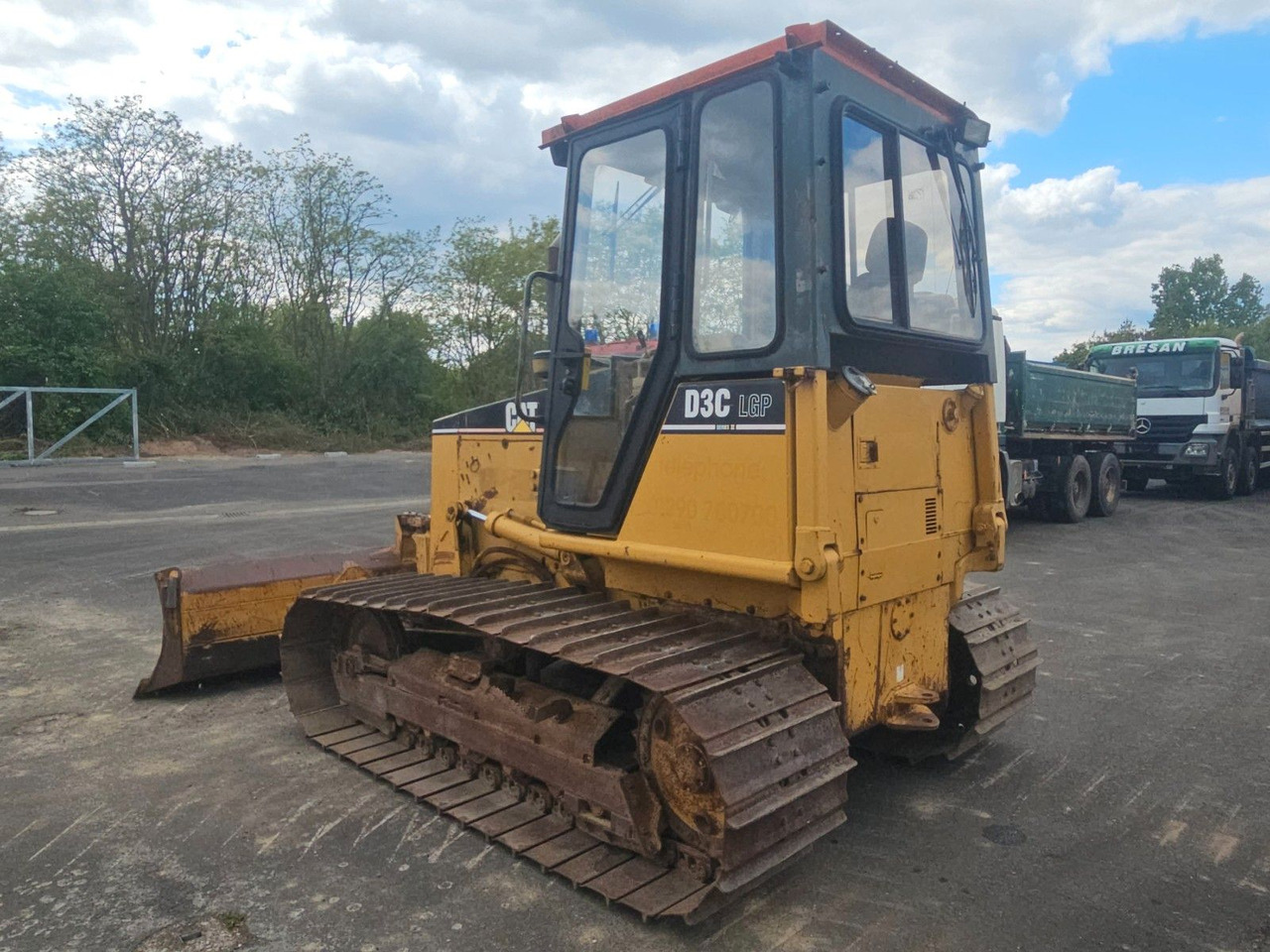 CAT D3C Raupe - جرافة: صورة 2 CAT D3C Raupe - جرافة: صورة 2
