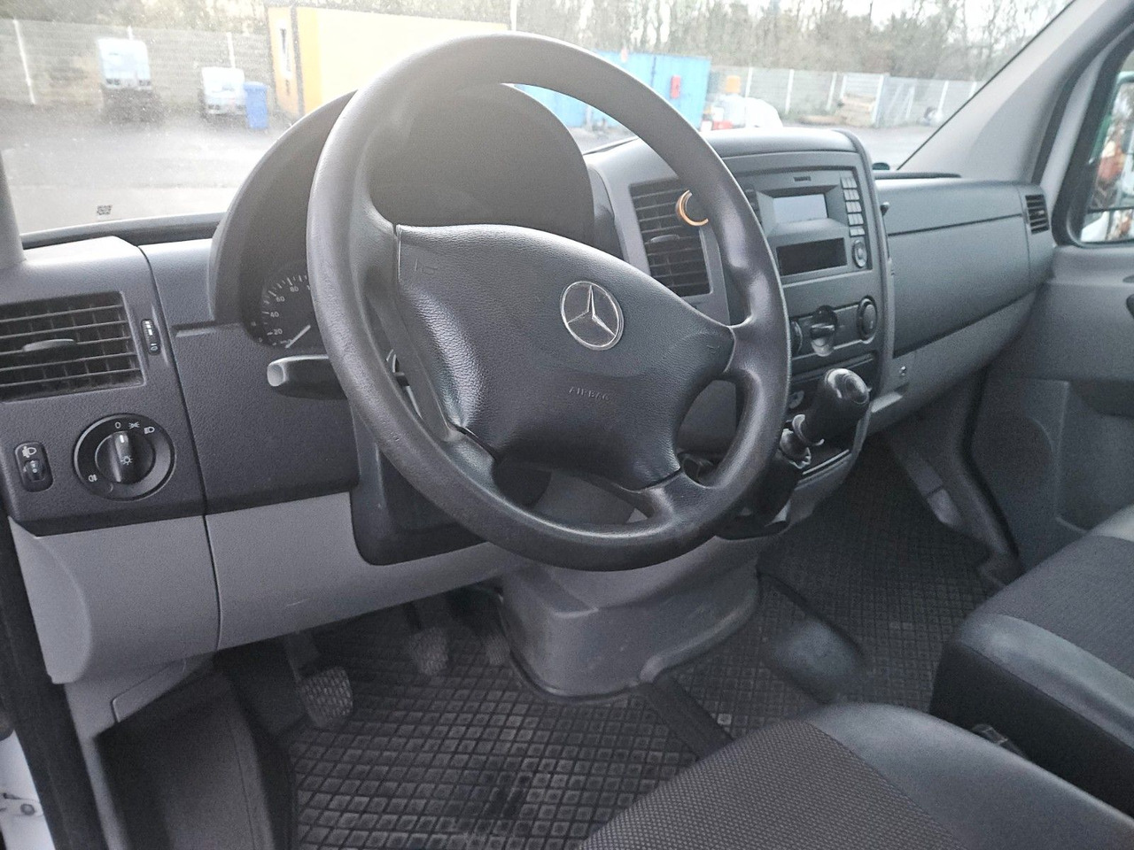 Mercedes-Benz Sprinter II Pritsche 314 CDI - شاحنة مفتوحة: صورة 4 Mercedes-Benz Sprinter II Pritsche 314 CDI - شاحنة مفتوحة: صورة 4