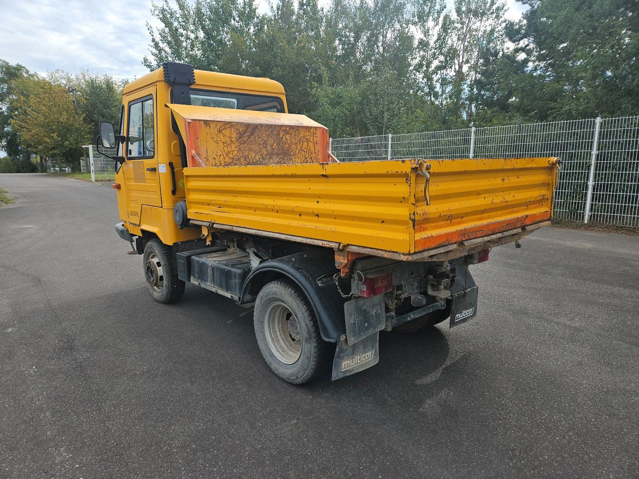 Multicar M26 Dreiseitenkipper 4x4 - قلاب صغير: صورة 4 Multicar M26 Dreiseitenkipper 4x4 - قلاب صغير: صورة 4