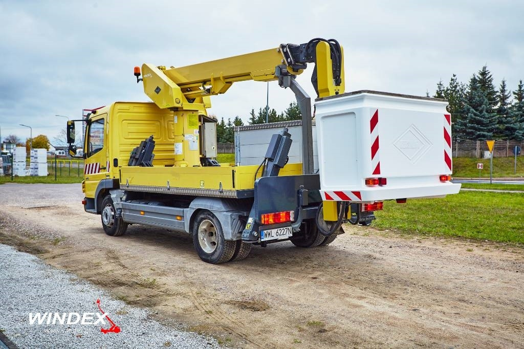 VERSALIFT VT-51-NF - منصة تلسكوبية محمولة على شاحنة: صورة 5 VERSALIFT VT-51-NF - منصة تلسكوبية محمولة على شاحنة: صورة 5