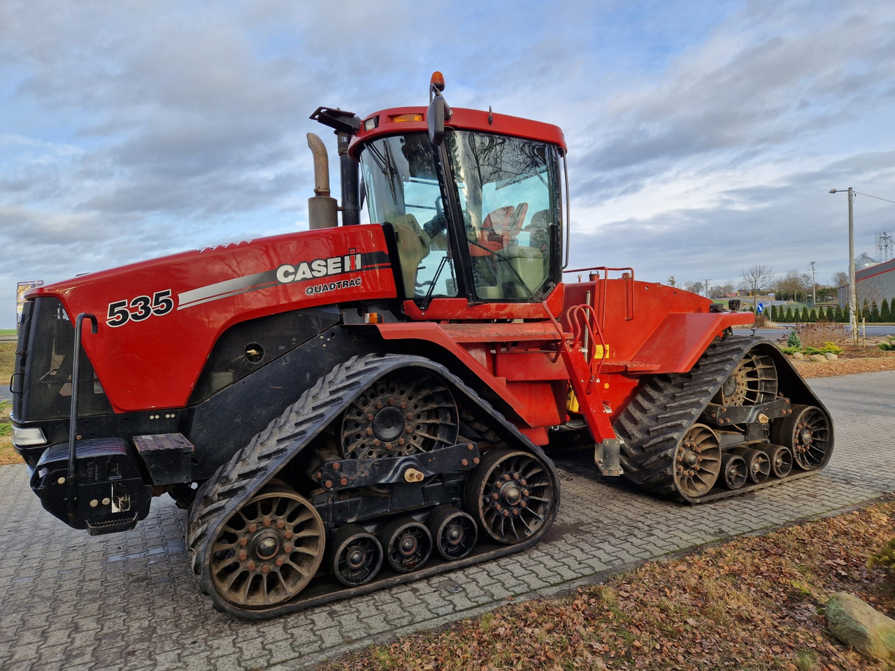 Case IH 535 Steiger Quadtrac - جرَّار مجنزر: صورة 1 Case IH 535 Steiger Quadtrac - جرَّار مجنزر: صورة 1