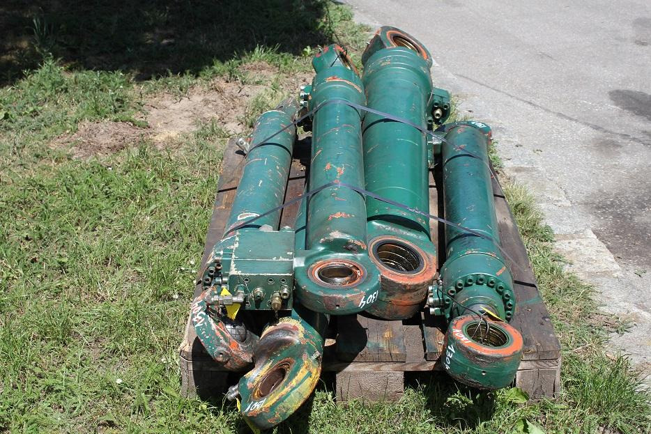 Atlas 1304 - اسطوانة هيدروليكية - آلات البناء: صورة 3 Atlas 1304 - اسطوانة هيدروليكية - آلات البناء: صورة 3