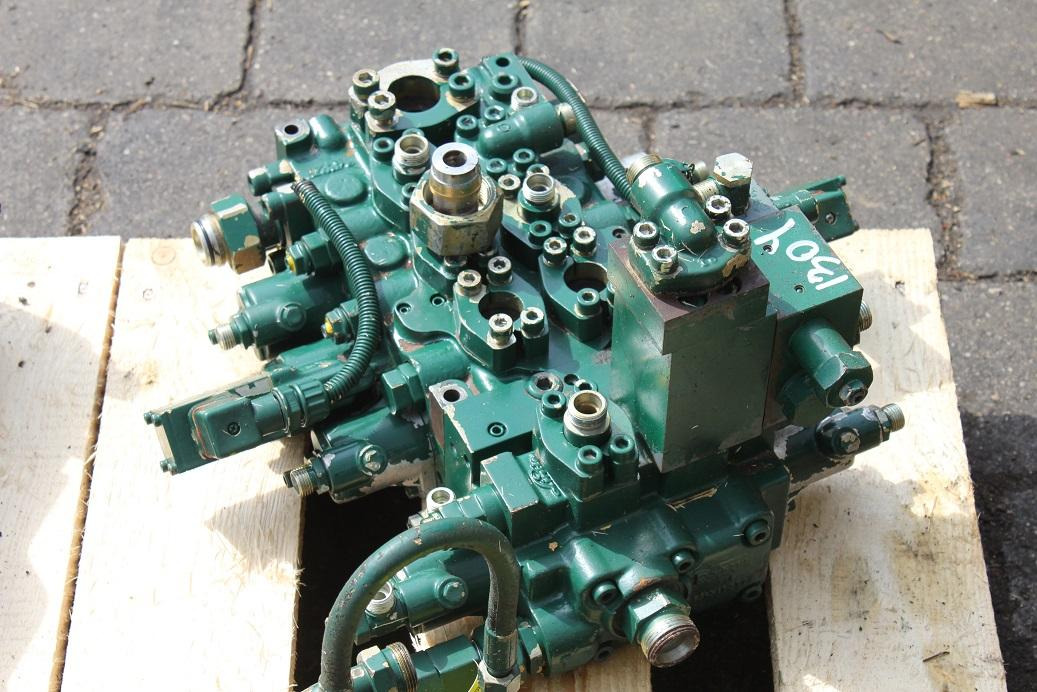 Atlas 1304 - صمام هيدروليكي - آلات البناء: صورة 4 Atlas 1304 - صمام هيدروليكي - آلات البناء: صورة 4