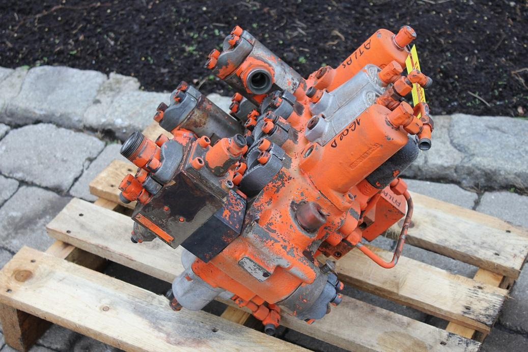 Atlas 1602D - صمام هيدروليكي - آلات البناء: صورة 3 Atlas 1602D - صمام هيدروليكي - آلات البناء: صورة 3