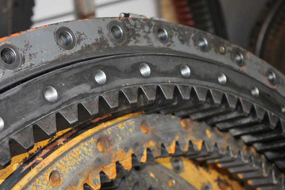 Atlas 1704 LC - محمل الدوران - آلات البناء: صورة 1 Atlas 1704 LC - محمل الدوران - آلات البناء: صورة 1