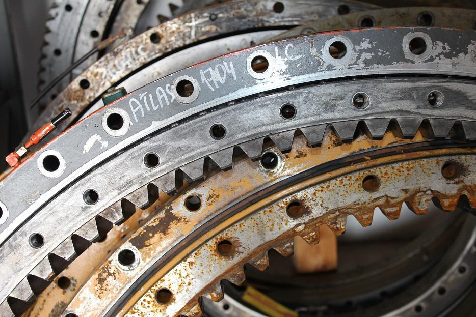 Atlas 1704 LC - محمل الدوران - آلات البناء: صورة 4 Atlas 1704 LC - محمل الدوران - آلات البناء: صورة 4