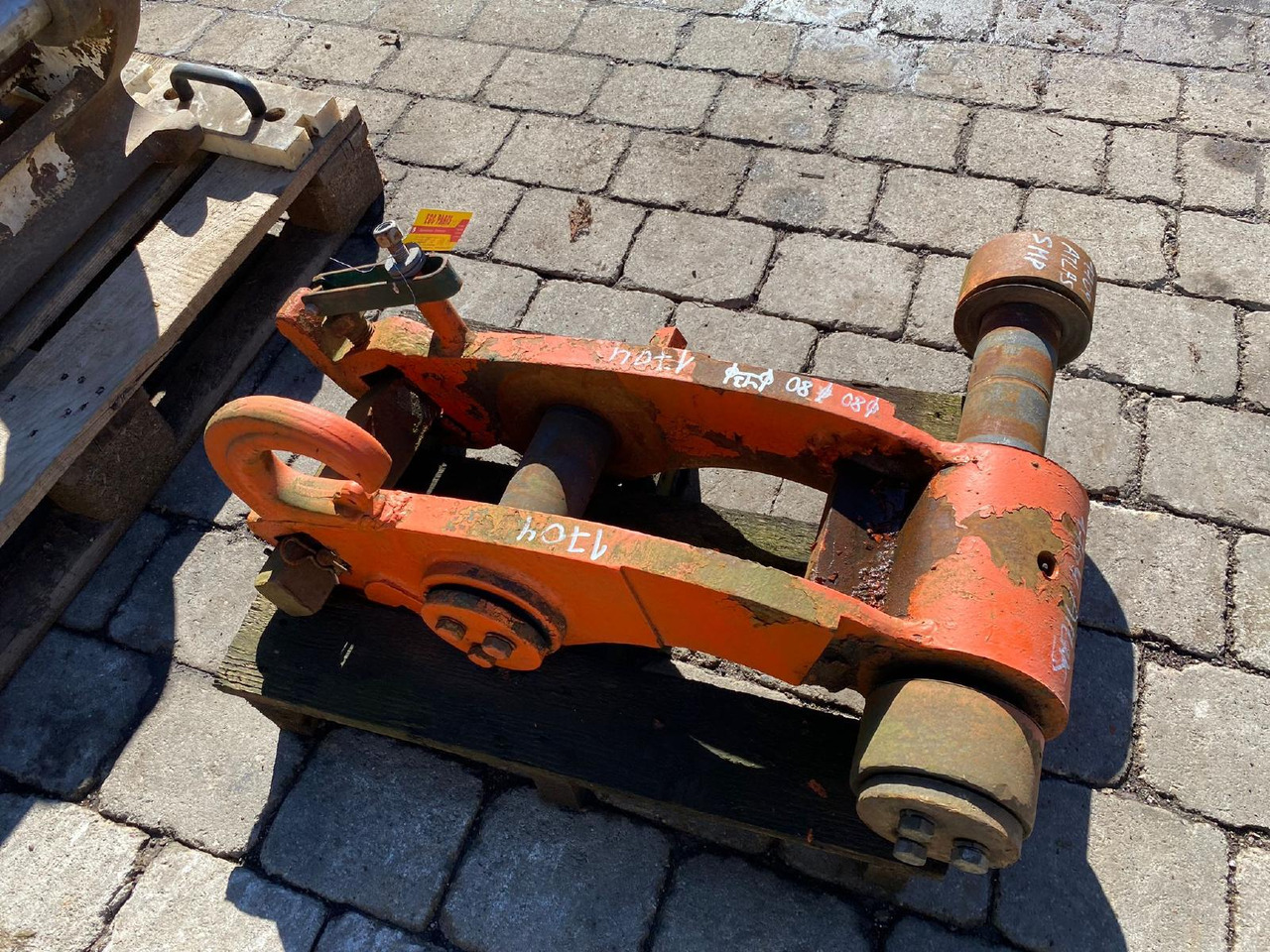 Atlas 1704 - قارنة توصيل هيدروليكي - آلات البناء: صورة 1 Atlas 1704 - قارنة توصيل هيدروليكي - آلات البناء: صورة 1