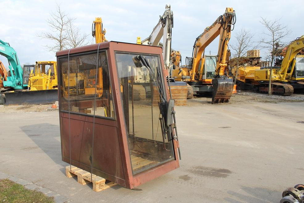 Case 1088 - كابينة - آلات البناء: صورة 3 Case 1088 - كابينة - آلات البناء: صورة 3