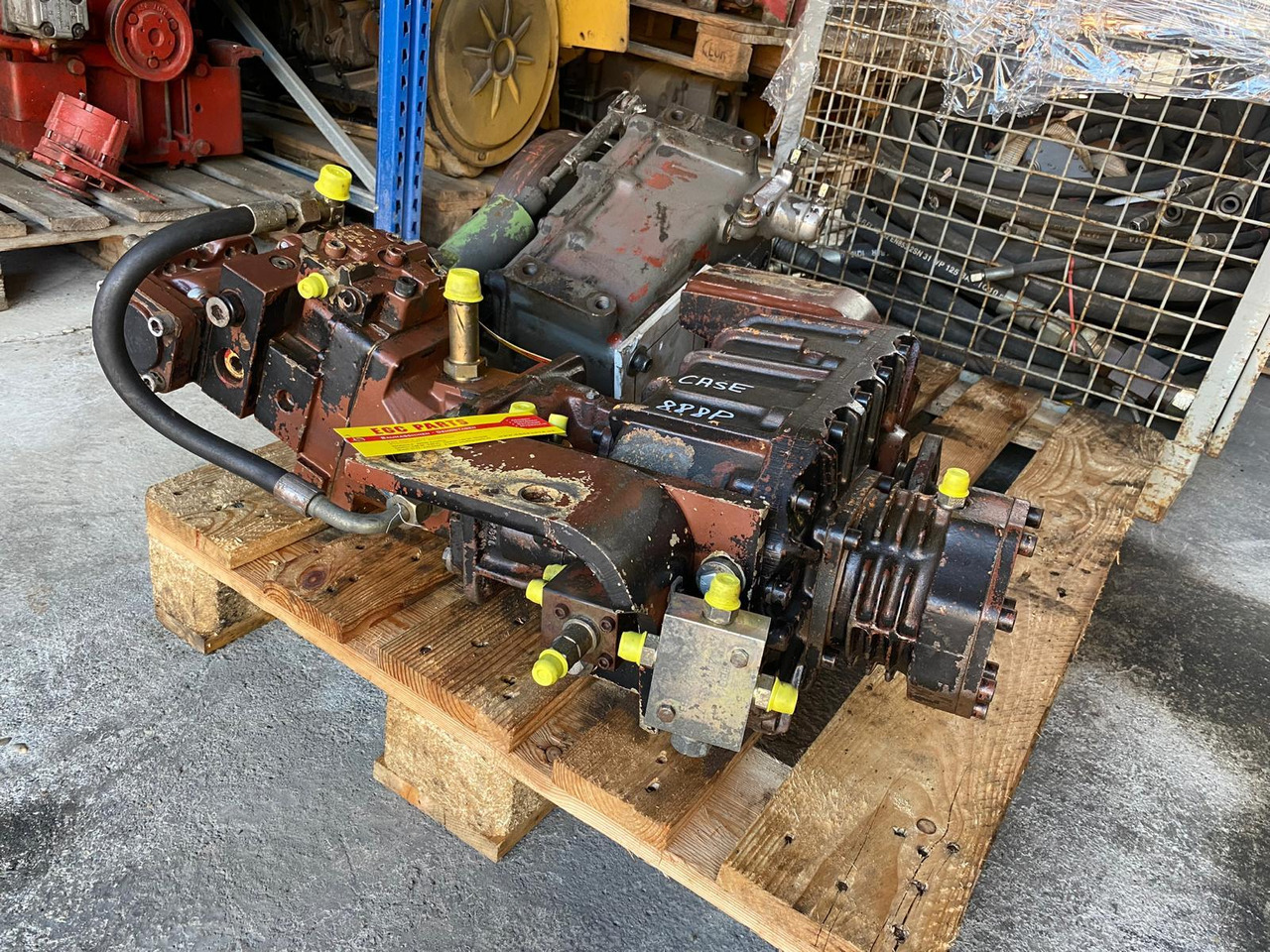 Case 888 P - نقل الحركة - آلات البناء: صورة 2 Case 888 P - نقل الحركة - آلات البناء: صورة 2