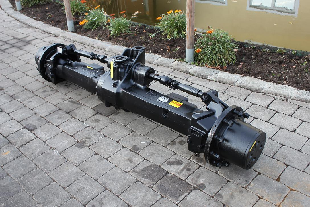 Caterpillar 212 BFT - المحور و قطع الغيار - آلات البناء: صورة 4 Caterpillar 212 BFT - المحور و قطع الغيار - آلات البناء: صورة 4