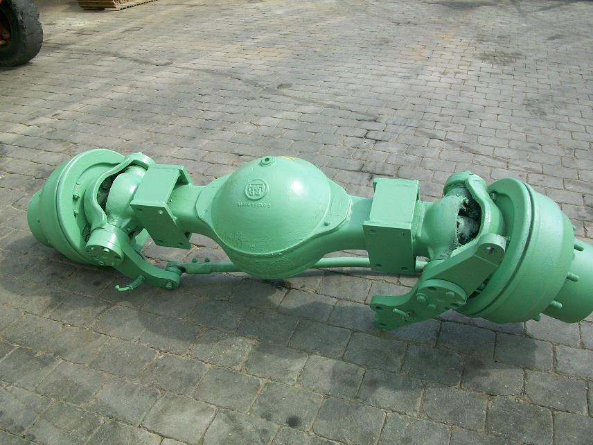 Caterpillar CAT-Eder M 600 - المحور و قطع الغيار - آلات البناء: صورة 5 Caterpillar CAT-Eder M 600 - المحور و قطع الغيار - آلات البناء: صورة 5