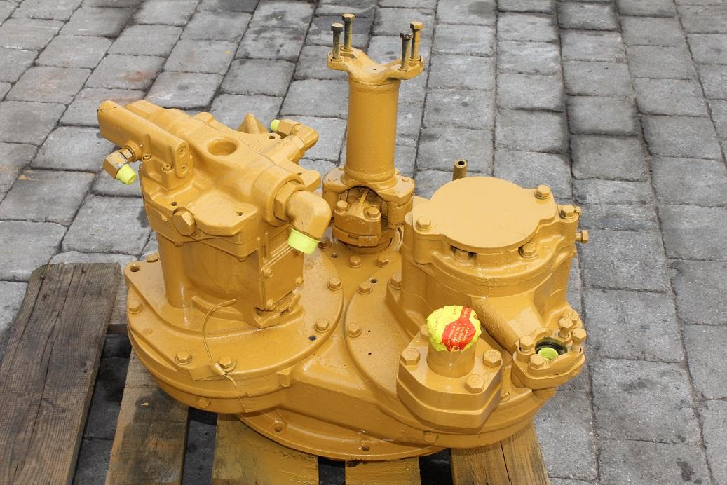 Caterpillar D 4H - نقل الحركة - آلات البناء: صورة 3 Caterpillar D 4H - نقل الحركة - آلات البناء: صورة 3