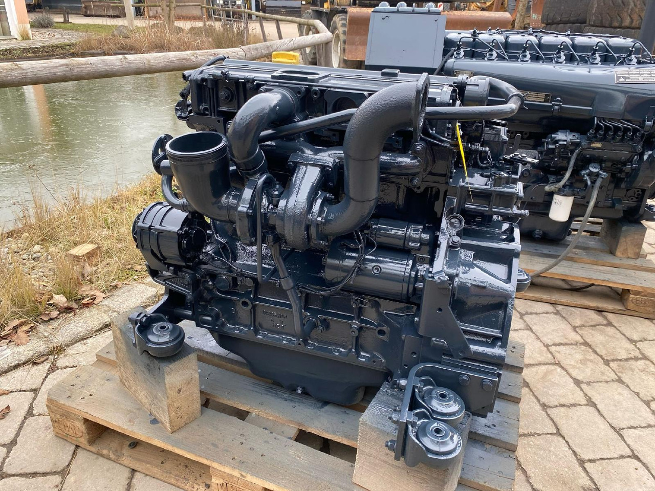 Deutz BF4M1013 aus Furukawa 320E - محرك - آلات البناء: صورة 1 Deutz BF4M1013 aus Furukawa 320E - محرك - آلات البناء: صورة 1