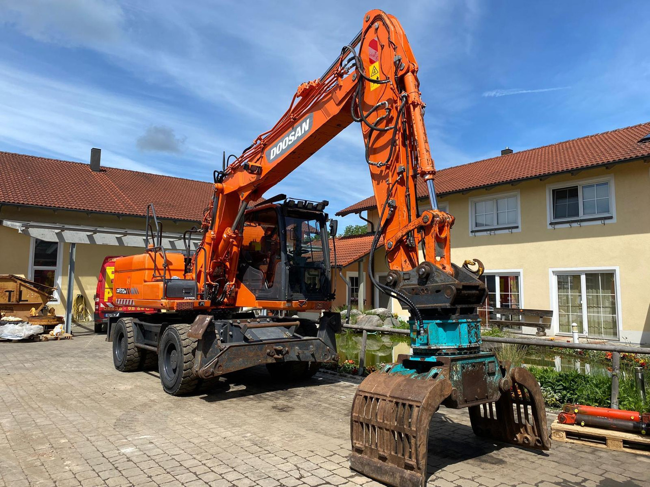 Doosan DX 170 W - حفارة دولاب: صورة 2 Doosan DX 170 W - حفارة دولاب: صورة 2