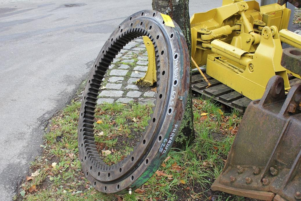 Furukawa 625 - محمل الدوران - آلات البناء: صورة 4 Furukawa 625 - محمل الدوران - آلات البناء: صورة 4