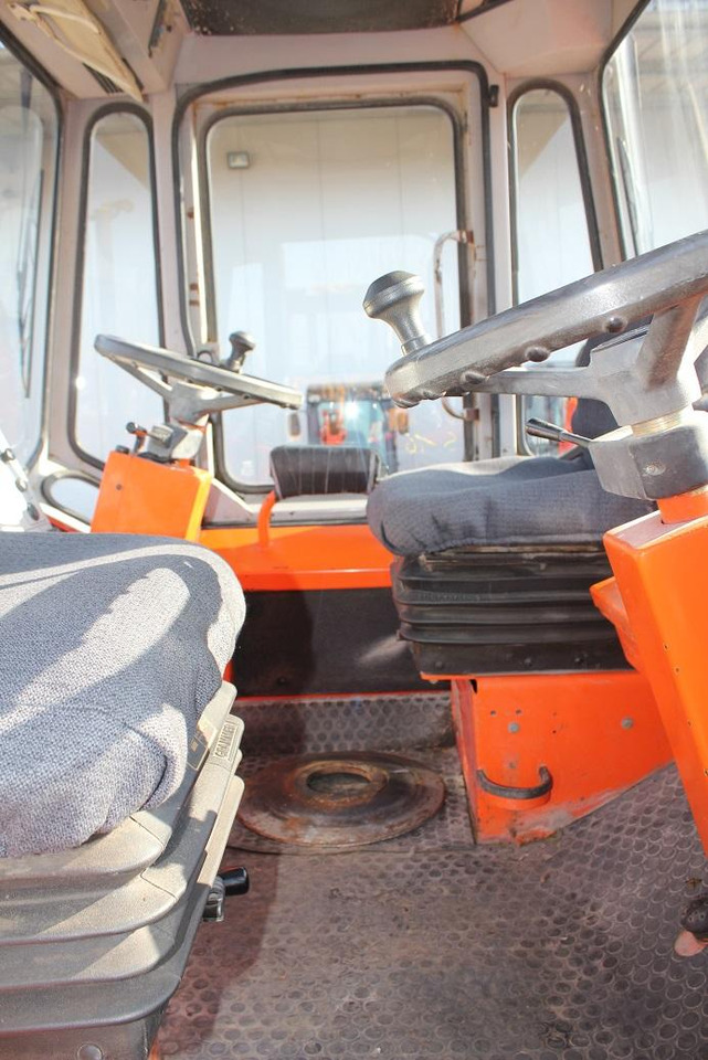 مدحلة اسفلت Hamm DV 8.42: صورة 8 مدحلة اسفلت Hamm DV 8.42: صورة 8