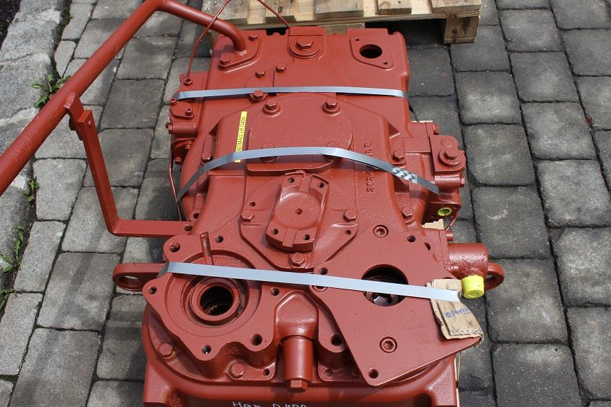 Hanomag D400 - قطع غيار - اللودر المجنزر: صورة 5 Hanomag D400 - قطع غيار - اللودر المجنزر: صورة 5