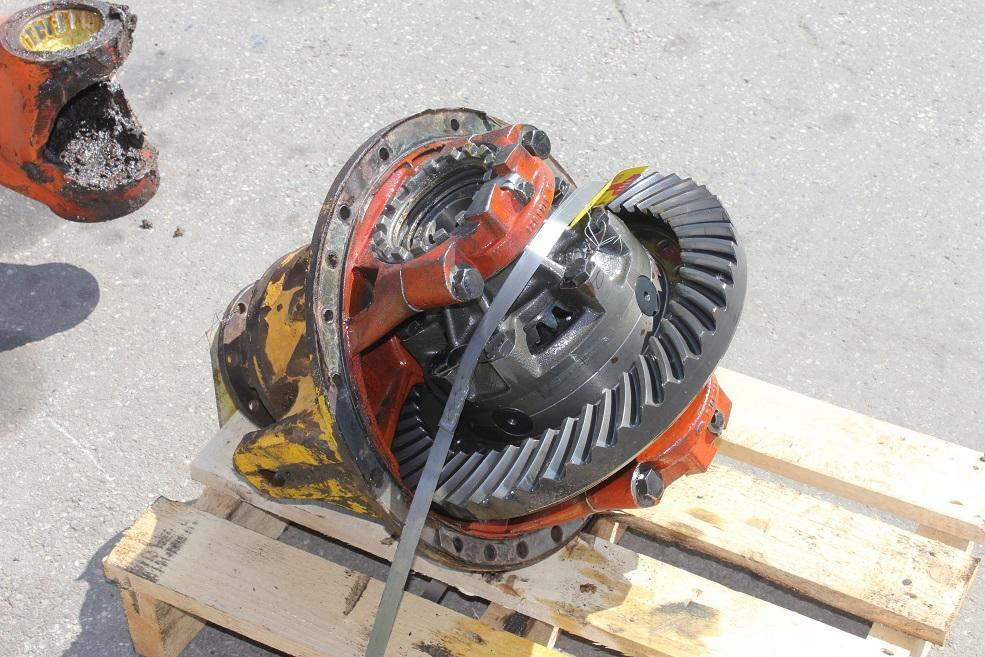 Hanomag W 250 oder Eder - المحور و قطع الغيار - آلات البناء: صورة 4 Hanomag W 250 oder Eder - المحور و قطع الغيار - آلات البناء: صورة 4