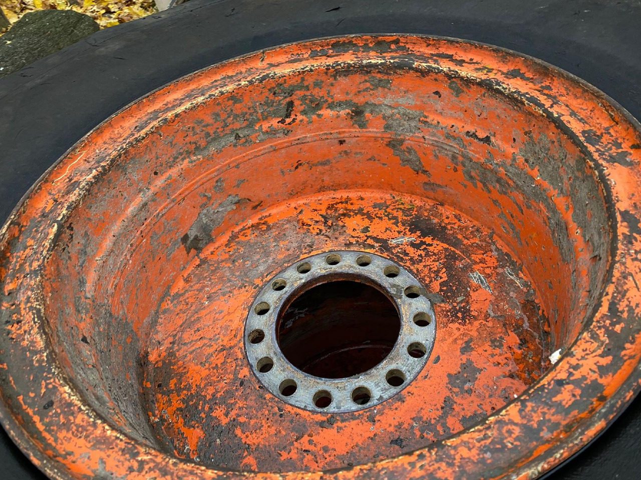 Hitachi 20,5 R 25 ZW 150 - عجلات - آلات البناء: صورة 2 Hitachi 20,5 R 25 ZW 150 - عجلات - آلات البناء: صورة 2