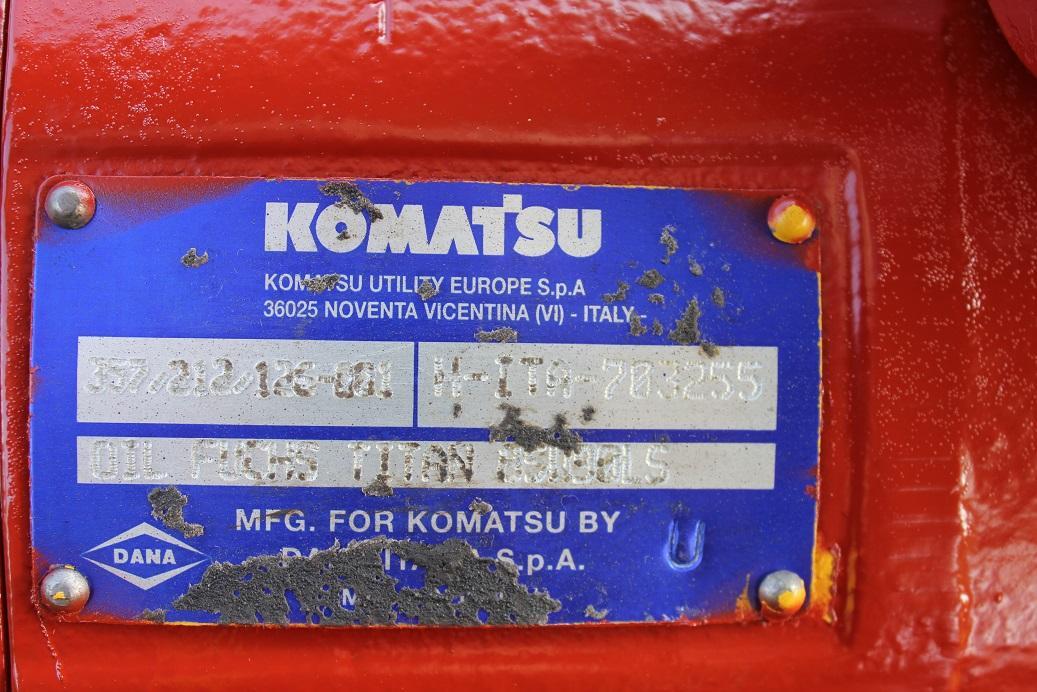 Komatsu Spicer 357-212-126-001 aus PW 95 - المحور و قطع الغيار - آلات البناء: صورة 4 Komatsu Spicer 357-212-126-001 aus PW 95 - المحور و قطع الغيار - آلات البناء: صورة 4