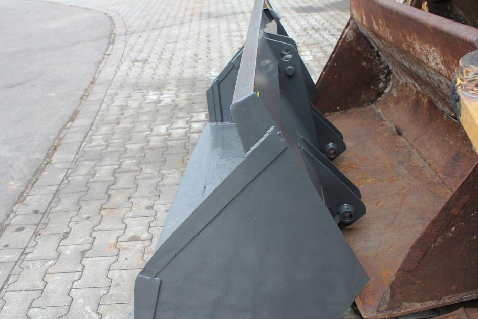 Kramer 412 - بكت شيول - آلات البناء: صورة 3 Kramer 412 - بكت شيول - آلات البناء: صورة 3