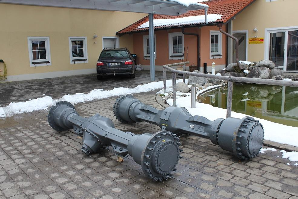 Liebherr 574 ZF AP 415, - المحور و قطع الغيار - آلات البناء: صورة 5 Liebherr 574 ZF AP 415, - المحور و قطع الغيار - آلات البناء: صورة 5