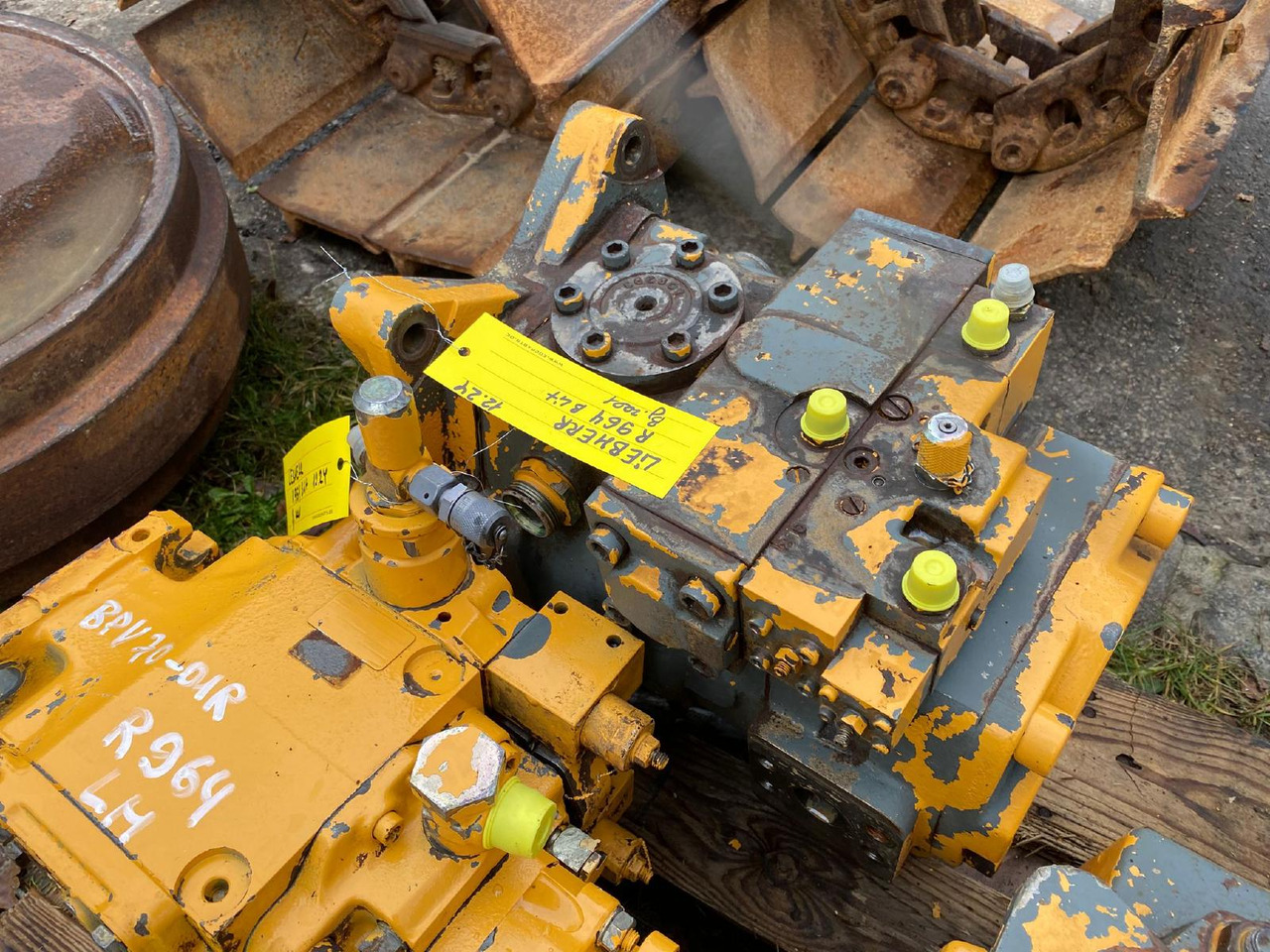 مضخة هيدروليكية - آلات البناء Liebherr LPV 165, MKA 350, Linde BPV 70 aus R964: صورة 8 مضخة هيدروليكية - آلات البناء Liebherr LPV 165, MKA 350, Linde BPV 70 aus R964: صورة 8