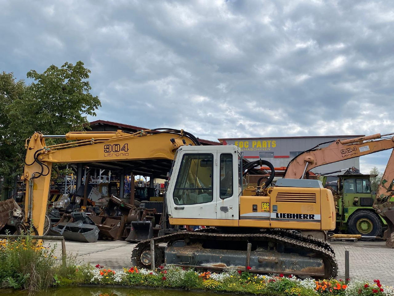 Liebherr R 904 LIT - حفار زحاف: صورة 1 Liebherr R 904 LIT - حفار زحاف: صورة 1