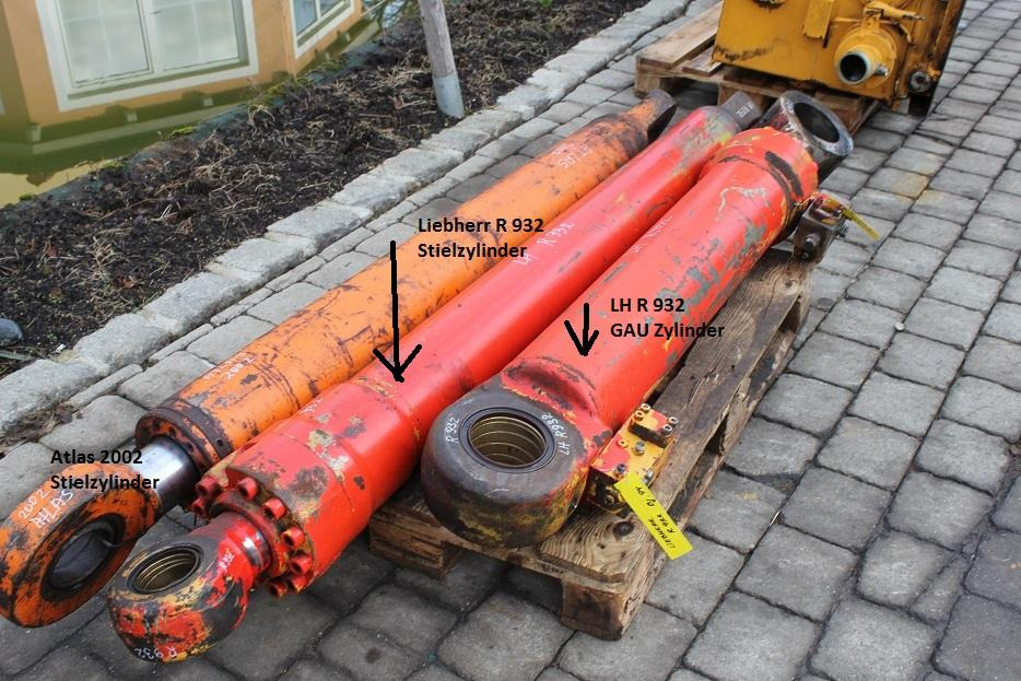 Liebherr R 932 LIT - اسطوانة هيدروليكية - آلات البناء: صورة 3 Liebherr R 932 LIT - اسطوانة هيدروليكية - آلات البناء: صورة 3