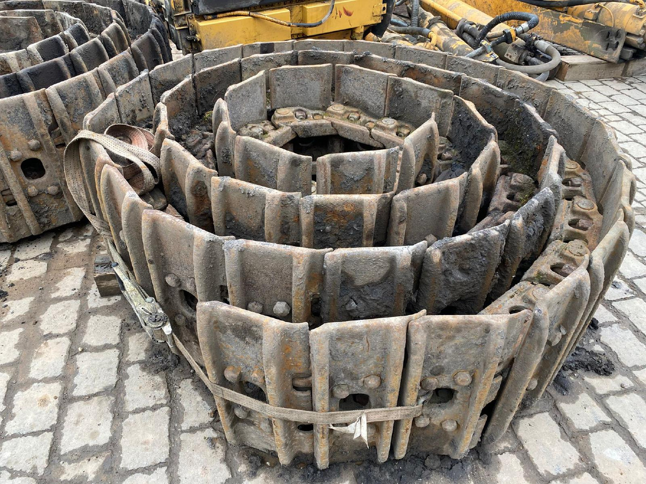 Liebherr R 964 B LIT - مسارات - آلات البناء: صورة 5 Liebherr R 964 B LIT - مسارات - آلات البناء: صورة 5