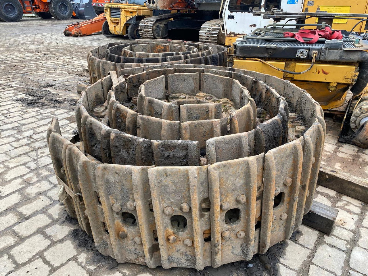 Liebherr R 964 B LIT - مسارات - آلات البناء: صورة 3 Liebherr R 964 B LIT - مسارات - آلات البناء: صورة 3