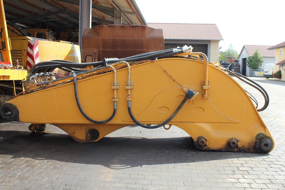 Liebherr R974 - ذراع تطويل - آلات البناء: صورة 1 Liebherr R974 - ذراع تطويل - آلات البناء: صورة 1